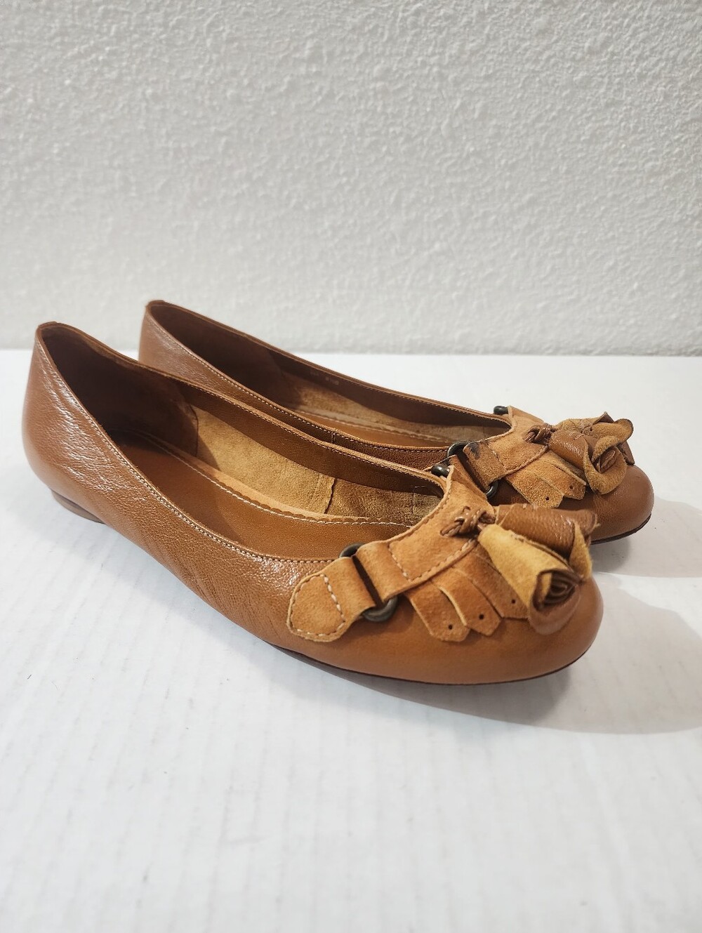 Anthropologie Leather Tassel Fringe Flats Tan Brown Size 8.5 Miss Albright